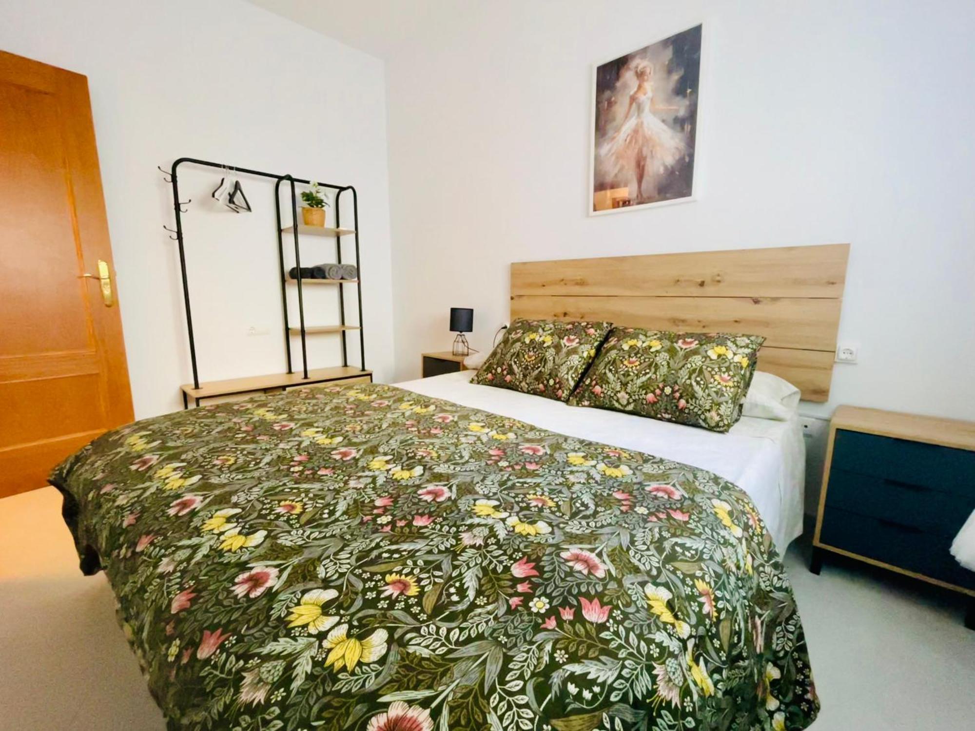 Apartamento Castillo De Бельмес Экстерьер фото